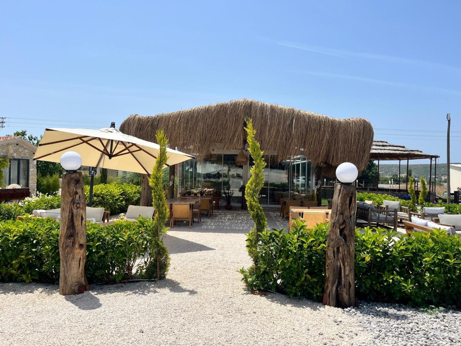 Ride And Stay Çeşme Exterior foto