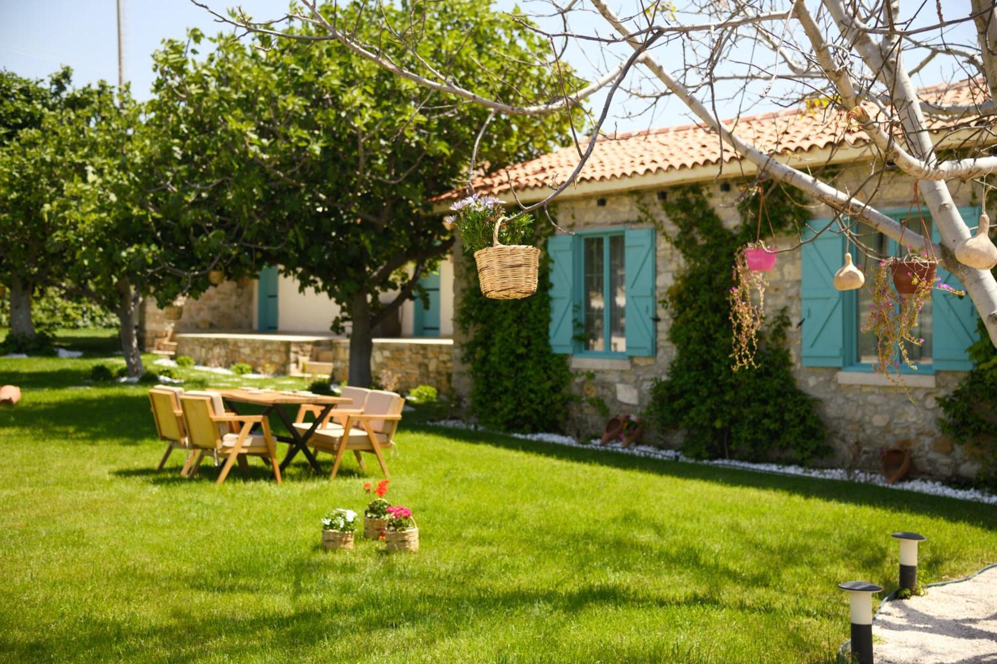 Ride And Stay Çeşme Exterior foto